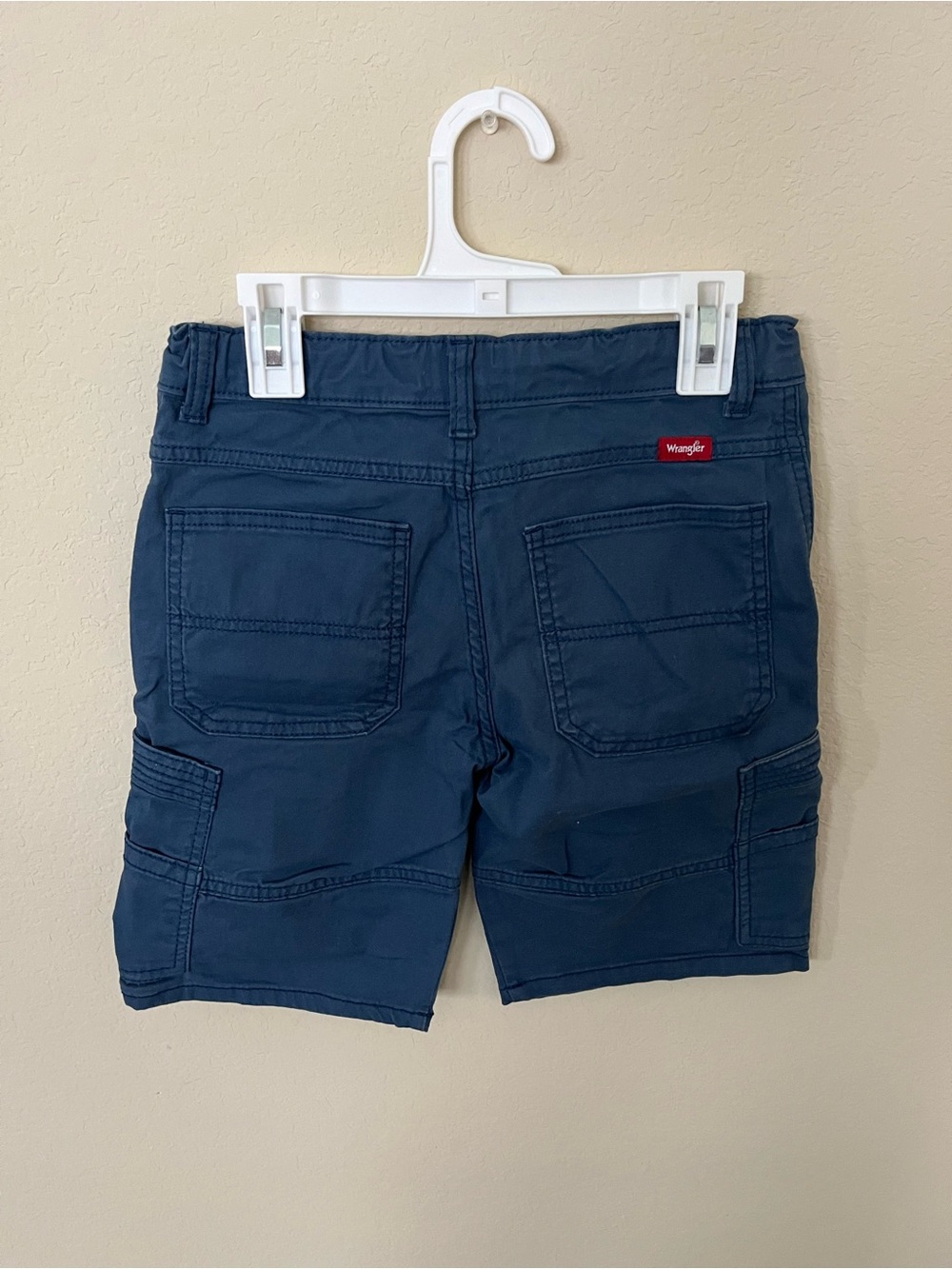 Wrangler Boys Straight Fit Cargo Shorts Navy Blue Size 10 Regular - Picture 2 of 3